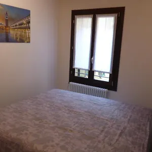 Apartment Casa Moderna A Due Passi Da Rialto Italy