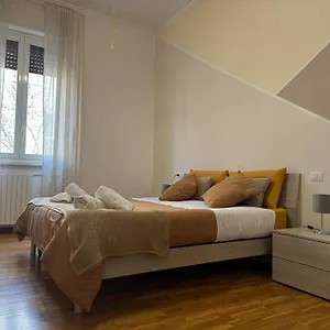 Appartamento Greta's A 15 Minuti Dal Duomo, Milano